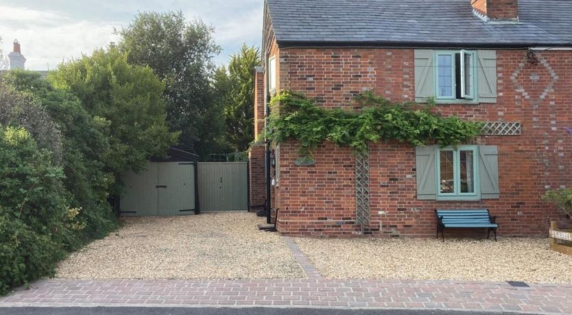 Photo of Cottage in Hampshire