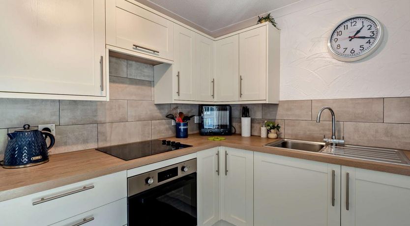 Photo of 1 Bed in Westward Ho