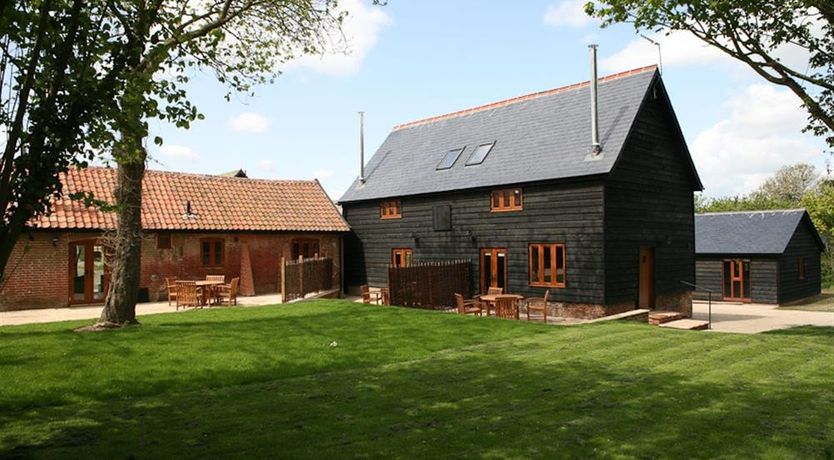 Photo of Red House Barns, Sternfield