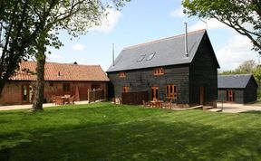 Photo of Red House Barns, Sternfield