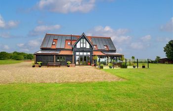 Holly House Barn Holiday Cottage