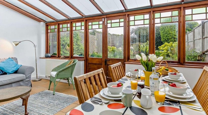 Photo of 2 Bed in Pett Level