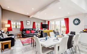 Photo of 4 Bed in Wedmore