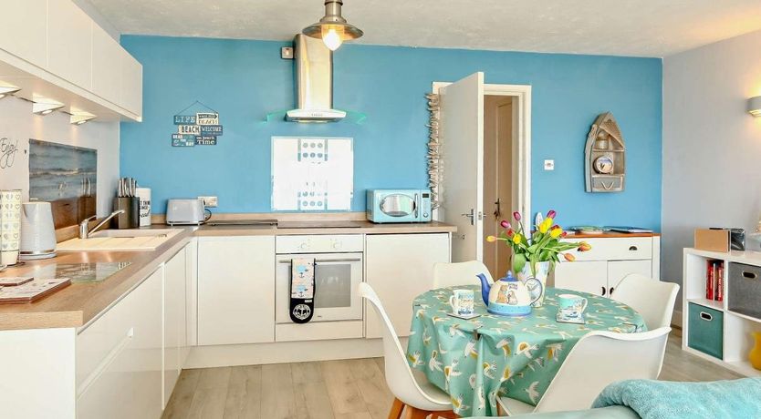 Photo of 2 Bed in Pevensey Bay