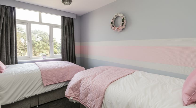 Photo of Manor Heath Apartment 4