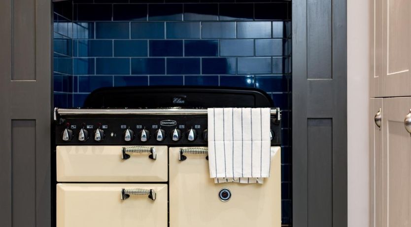 Photo of 7 Bed in Trearddur Bay