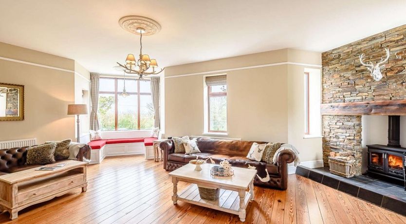 Photo of 7 Bed in Trearddur Bay