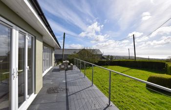 Awelfryn Holiday Cottage