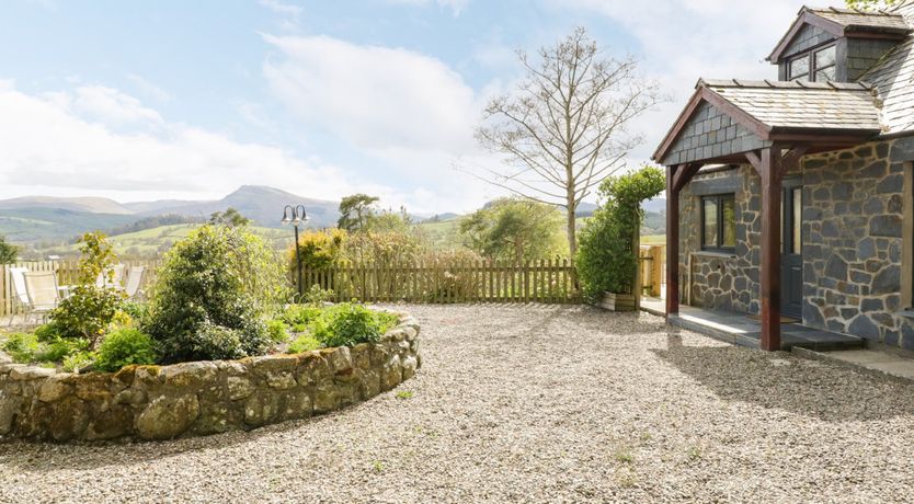Photo of Cyffdy Cottage - Aran
