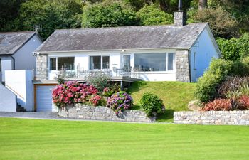 Nant y Coed Holiday Cottage