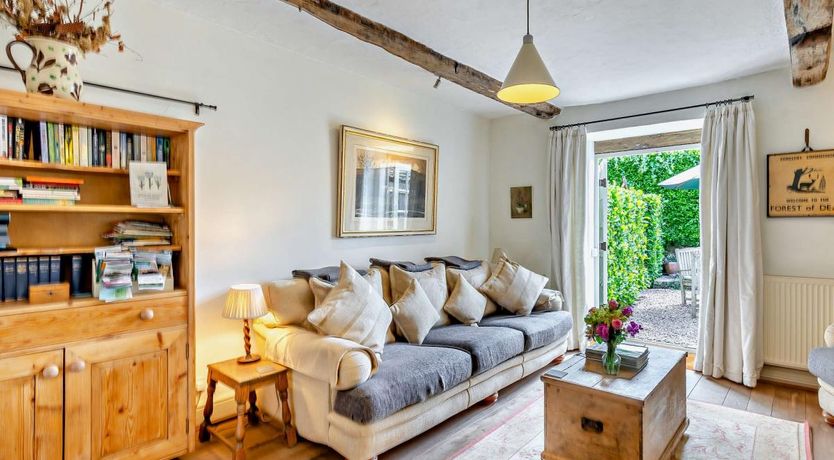 Photo of 2 Bed in Staunton