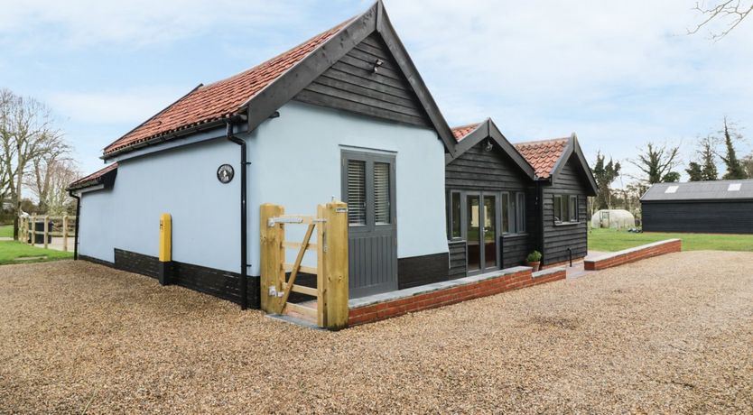 Photo of Whitehands Farm Barn