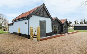 Photo of Whitehands Farm Barn