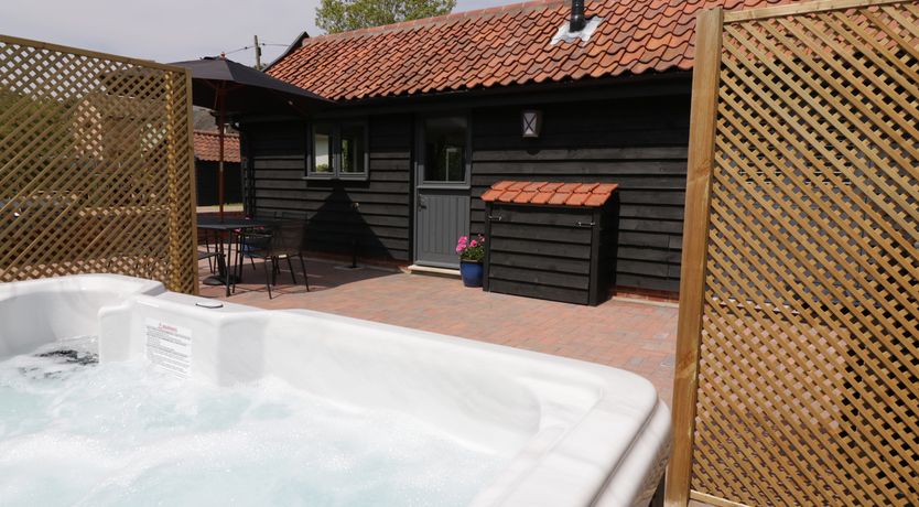 Photo of Whitehands Farm Barn