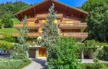 La Tour d'Antheme Holiday Home