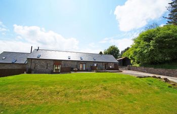 Onnen Fawr Barn Holiday Cottage