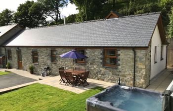 Llety'r Graig Holiday Cottage