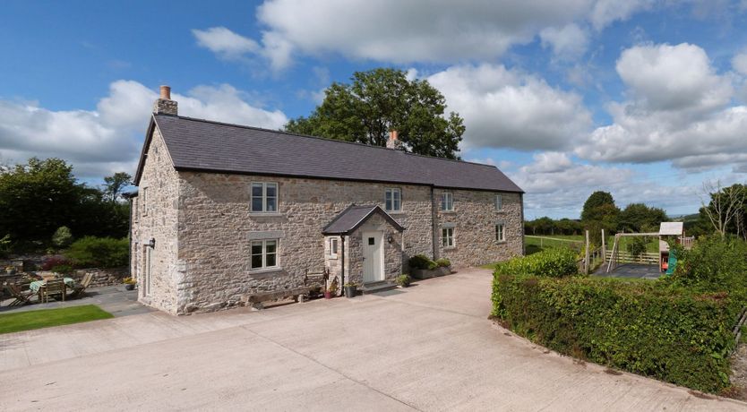 Photo of Denbigh Cottage