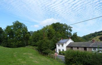 Y Rhosyn Holiday Cottage