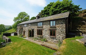 Foel Fach Holiday Cottage