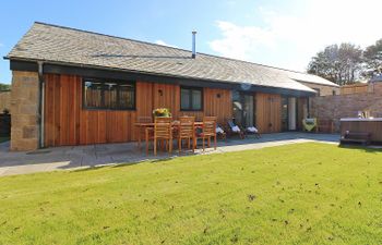 Pig House, Boskensoe Barns Holiday Cottage