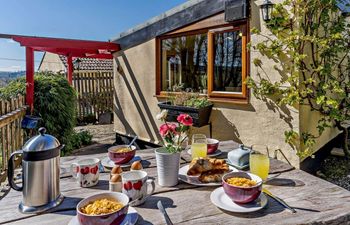 Bungalow in Mid Wales Holiday Cottage