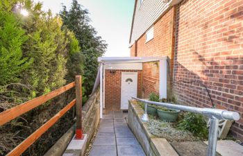 5 Firle Road Annexe Holiday Cottage