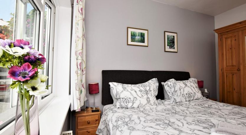 Photo of 2 Bed in Honiton