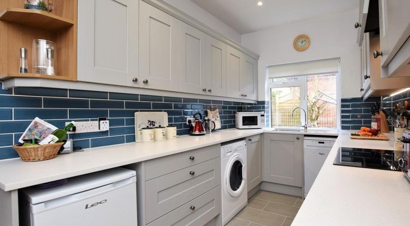 Photo of 2 Bed in Honiton