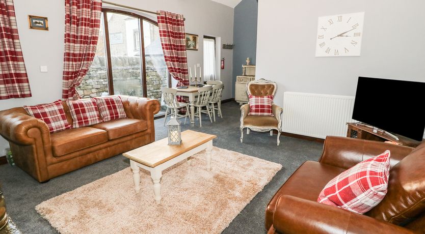 Photo of Old Hall Barn