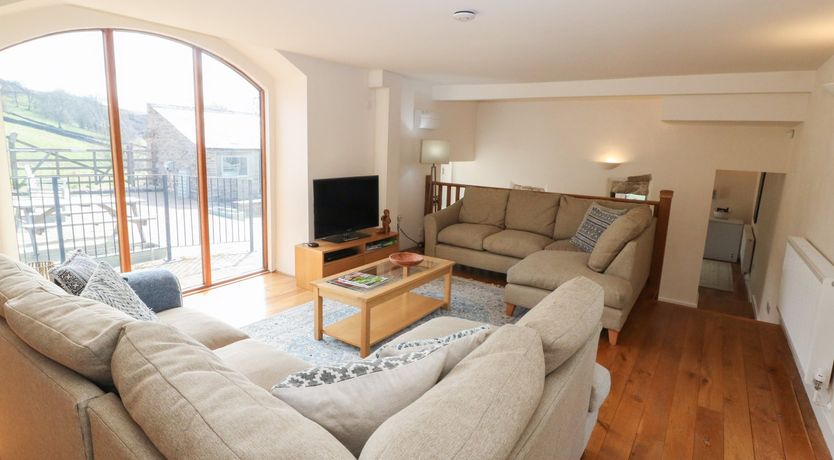 Photo of Broadwood Barn