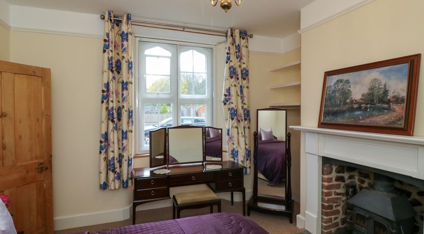 Photo of 3 Old Police Station