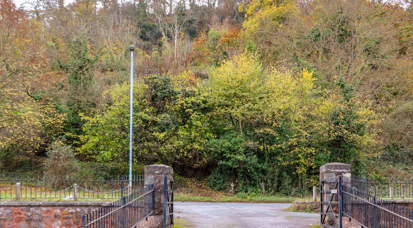 Photo of 3 Old Police Station