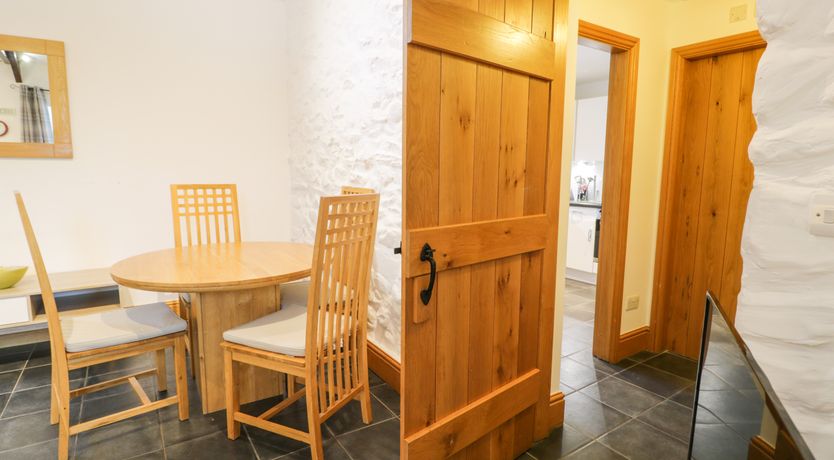 Photo of Sisial-y-Mor