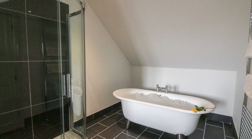 Photo of Oakwood House