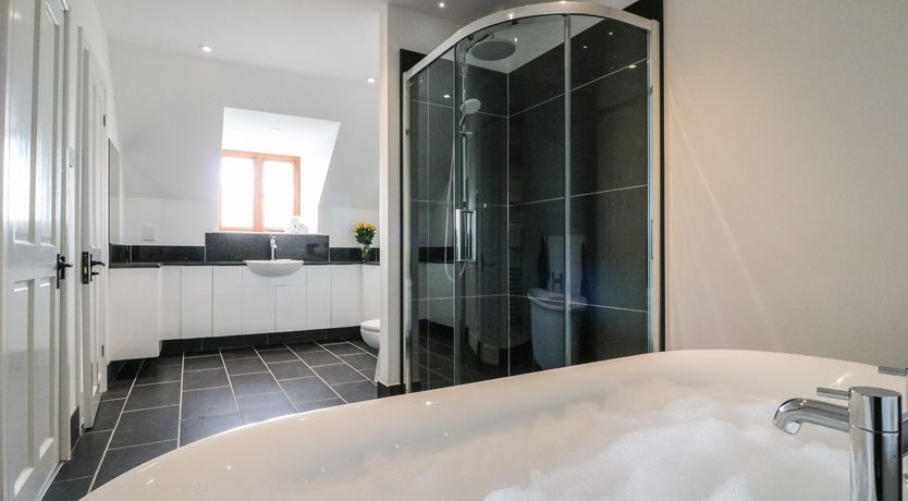 Photo of Oakwood House