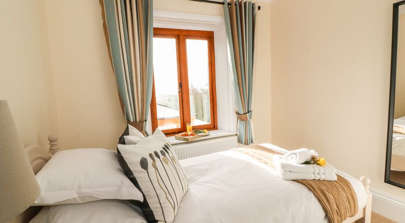 Photo of Oakwood House