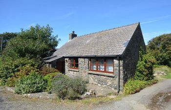 in Trefin (53019) Holiday Cottage