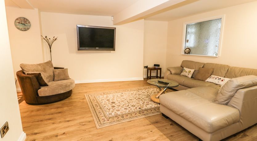 Photo of Yr Hen Fanc