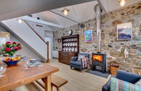 Ten Steps Holiday Cottage