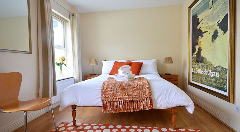 Photo of Grey's Lane Snug - Traditional And Gorgeous 