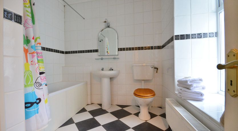 Photo of Grey's Lane Snug - Traditional And Gorgeous 