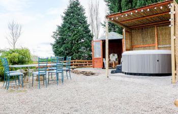 Broadway Lands Farm Holiday Cottage