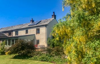 Low Garth Cottage Holiday Cottage
