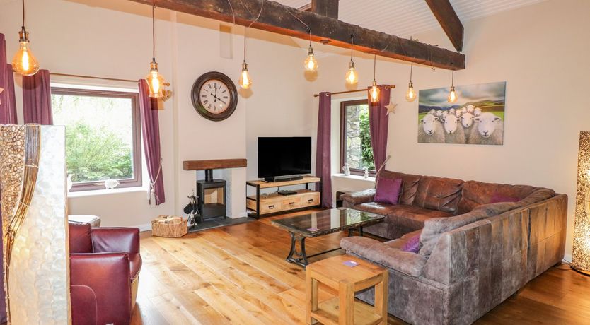 Photo of Low Brow Barn