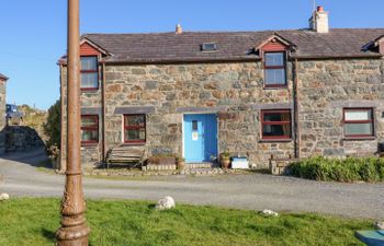 Hendre Holiday Cottage