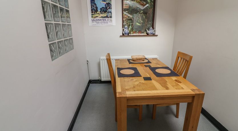 Photo of Long Crag Annexe