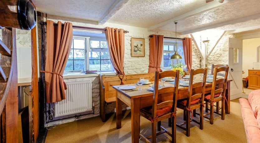 Photo of 4 Bed in Sheldon