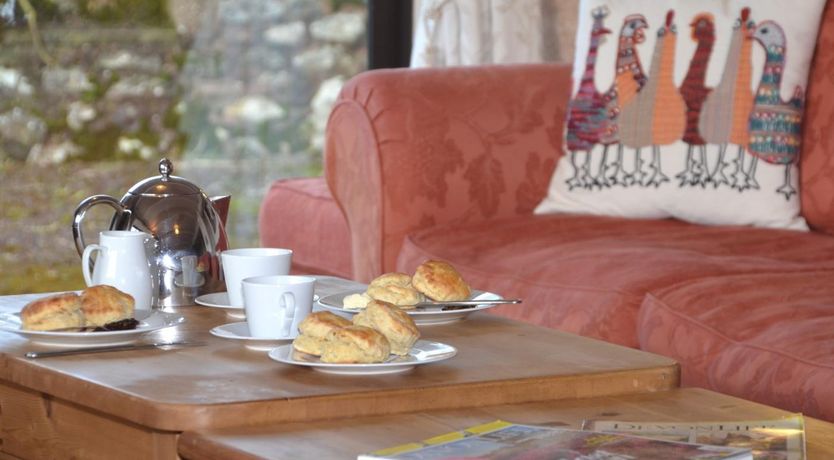 Photo of 6 Bed in Honiton