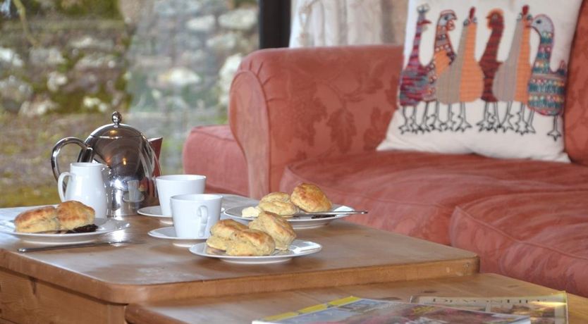 Photo of 6 Bed in Sheldon